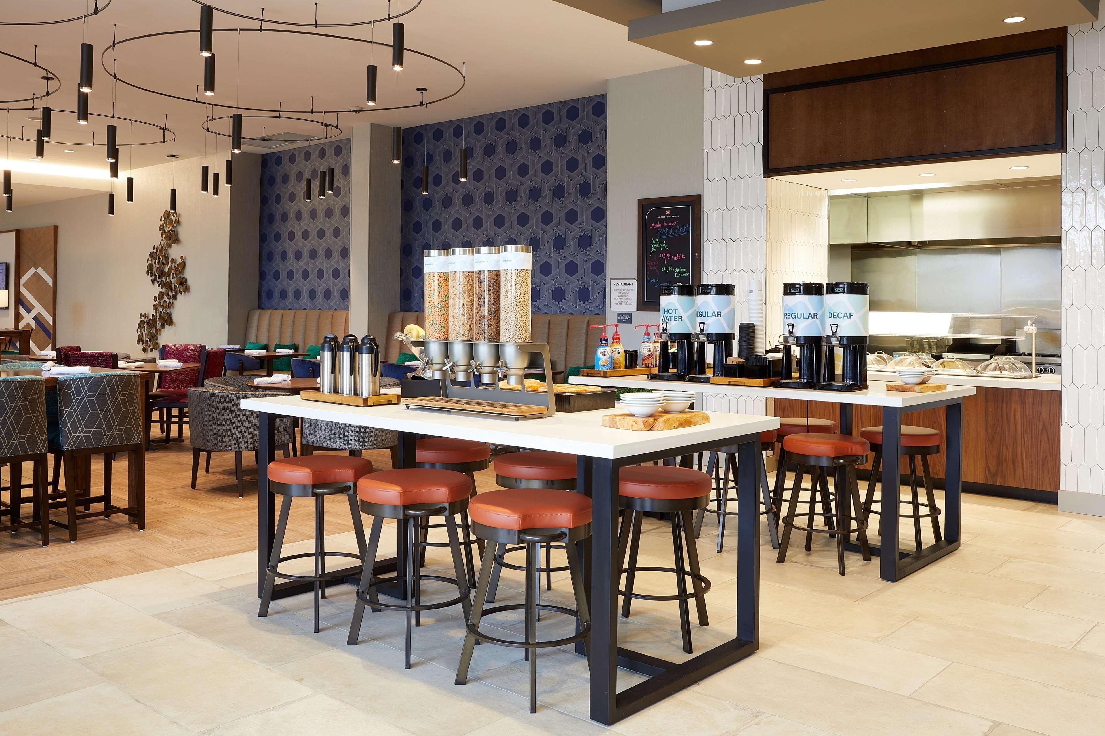 Hilton Garden Inn Elizabethtown Buitenkant foto