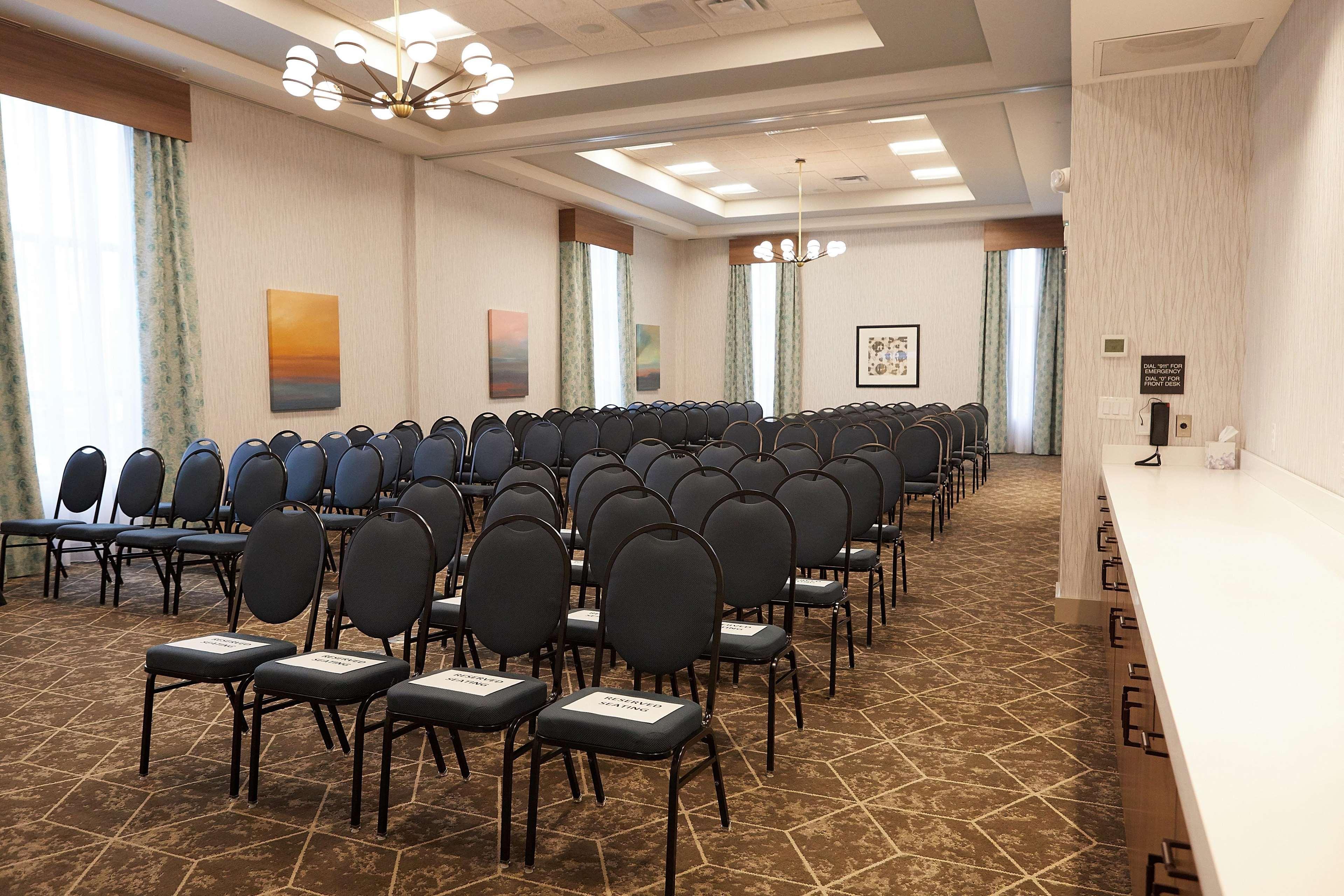 Hilton Garden Inn Elizabethtown Buitenkant foto
