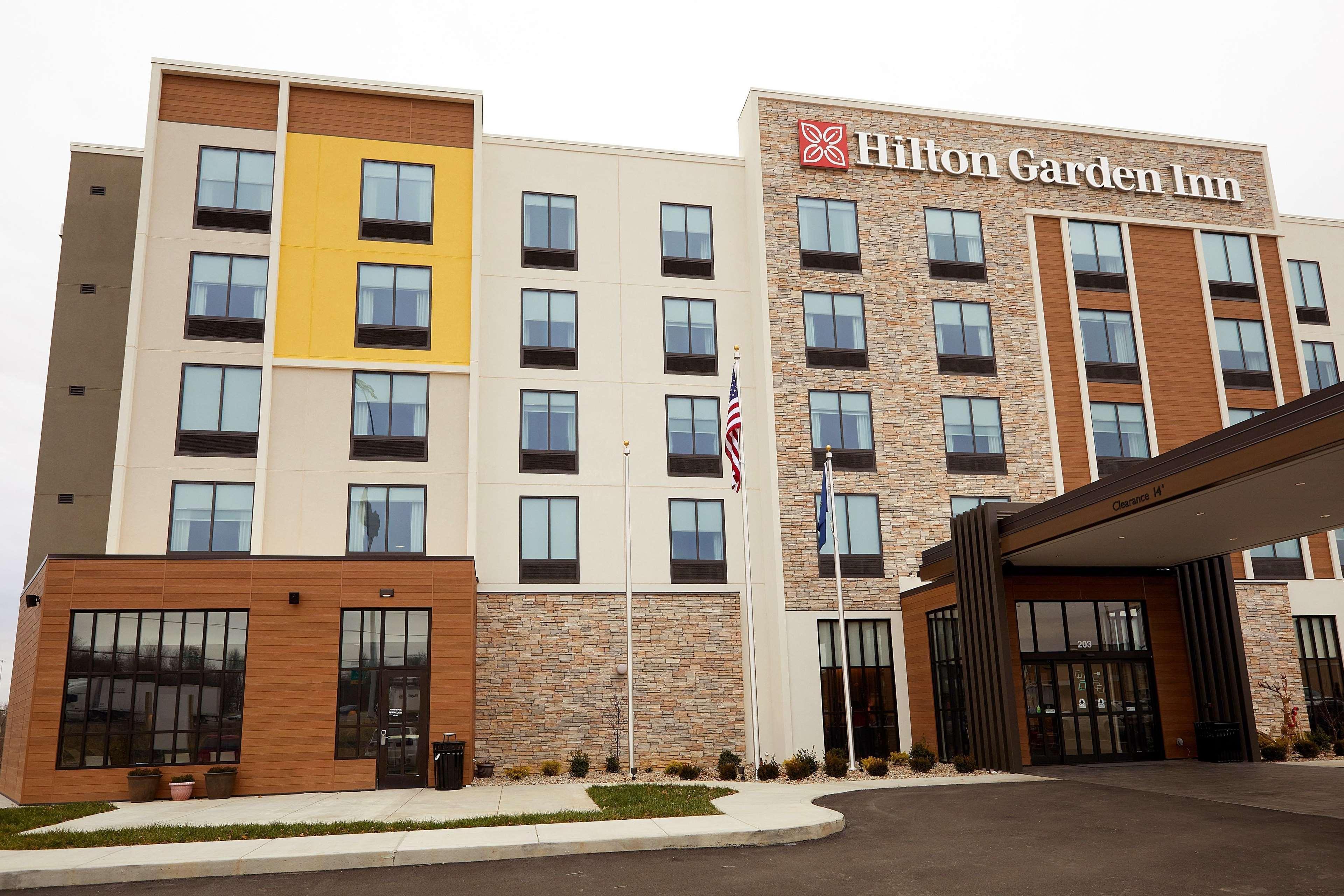 Hilton Garden Inn Elizabethtown Buitenkant foto