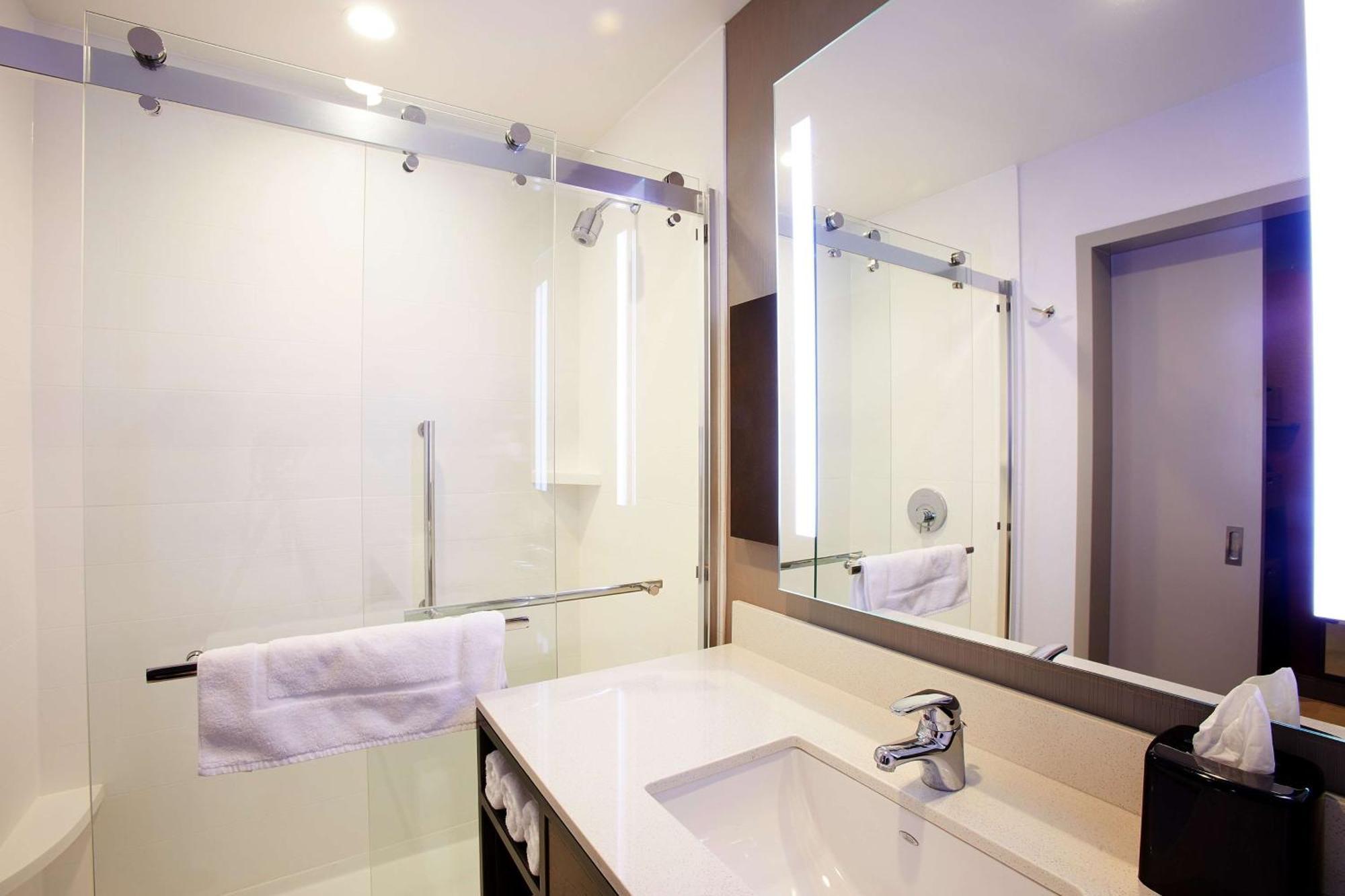 Hilton Garden Inn Elizabethtown Buitenkant foto